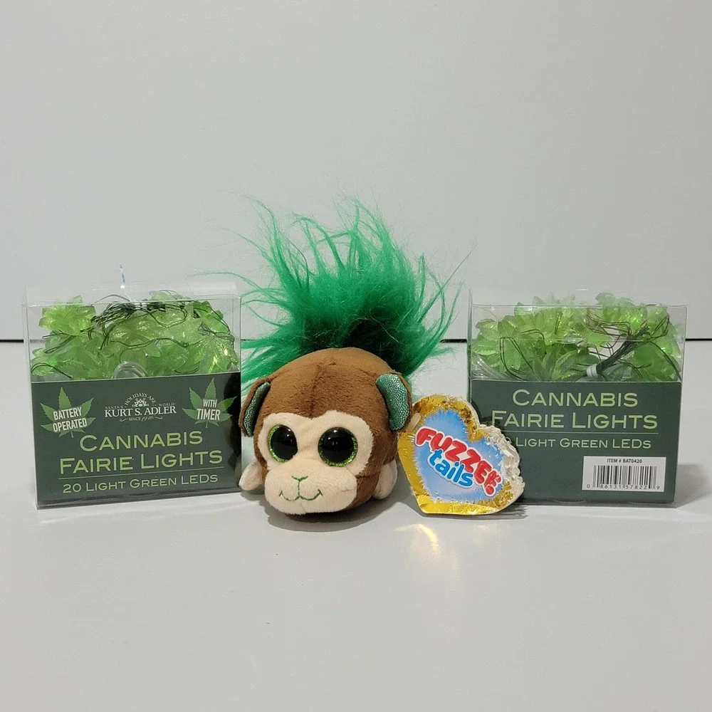 Kurt S Adler Cannabis Fairie Lights 20 LED Green Fuzzee Tails Bonzai Monkey 420‎